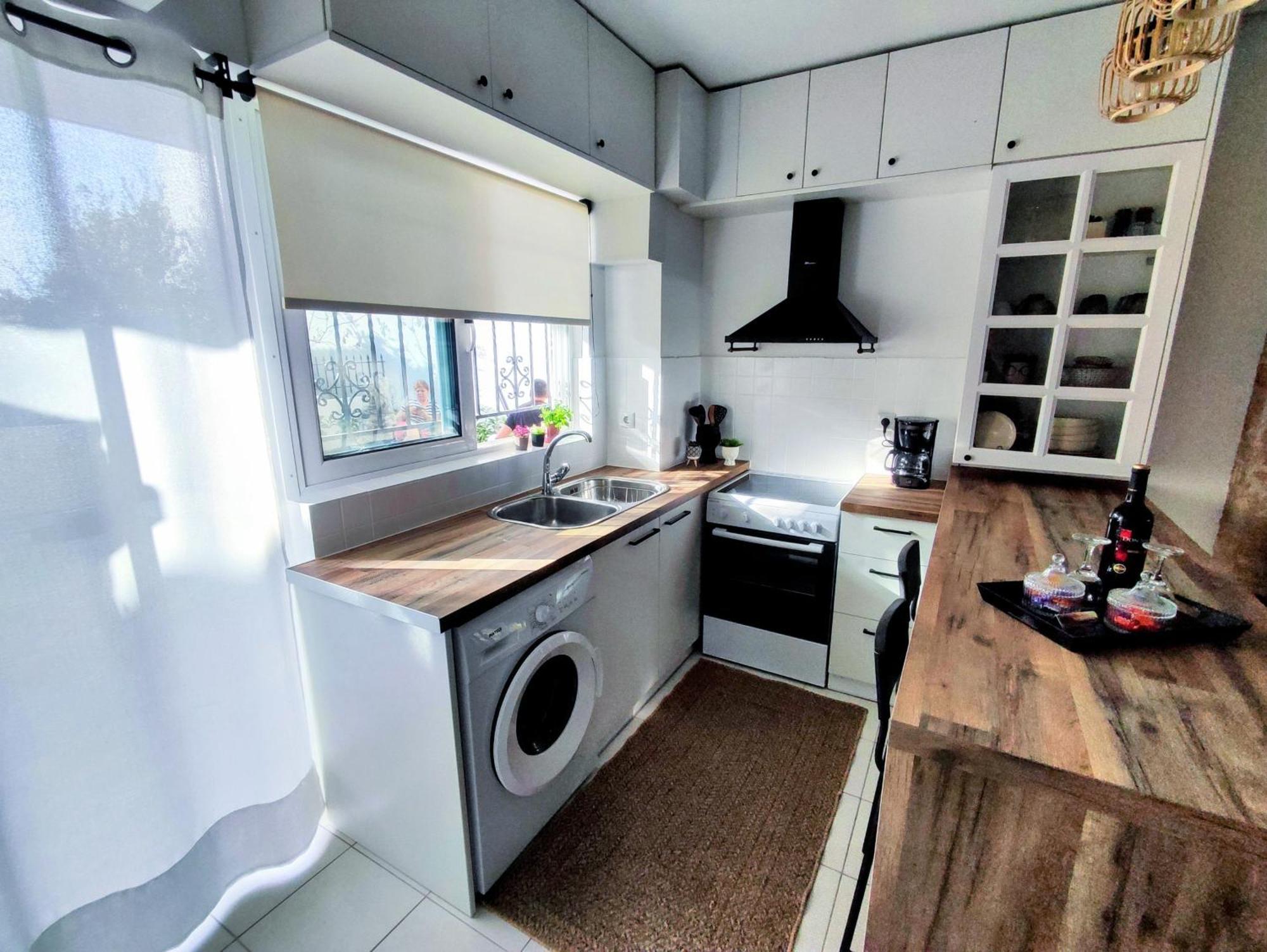 Casa Di Penny 1 Apartment คิปปาริสเซีย ภายนอก รูปภาพ