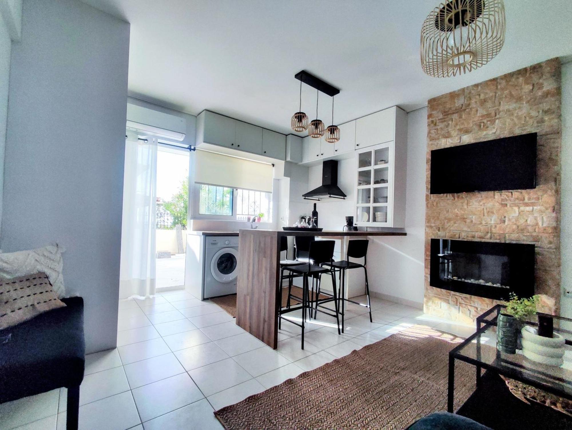 Casa Di Penny 1 Apartment คิปปาริสเซีย ภายนอก รูปภาพ